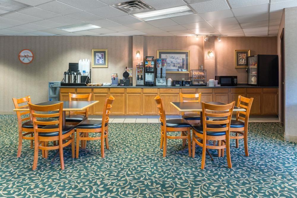 Motel 6 Springfield, Il - Airport Экстерьер фото