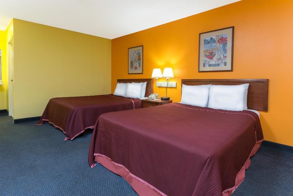 Motel 6 Springfield, Il - Airport Экстерьер фото